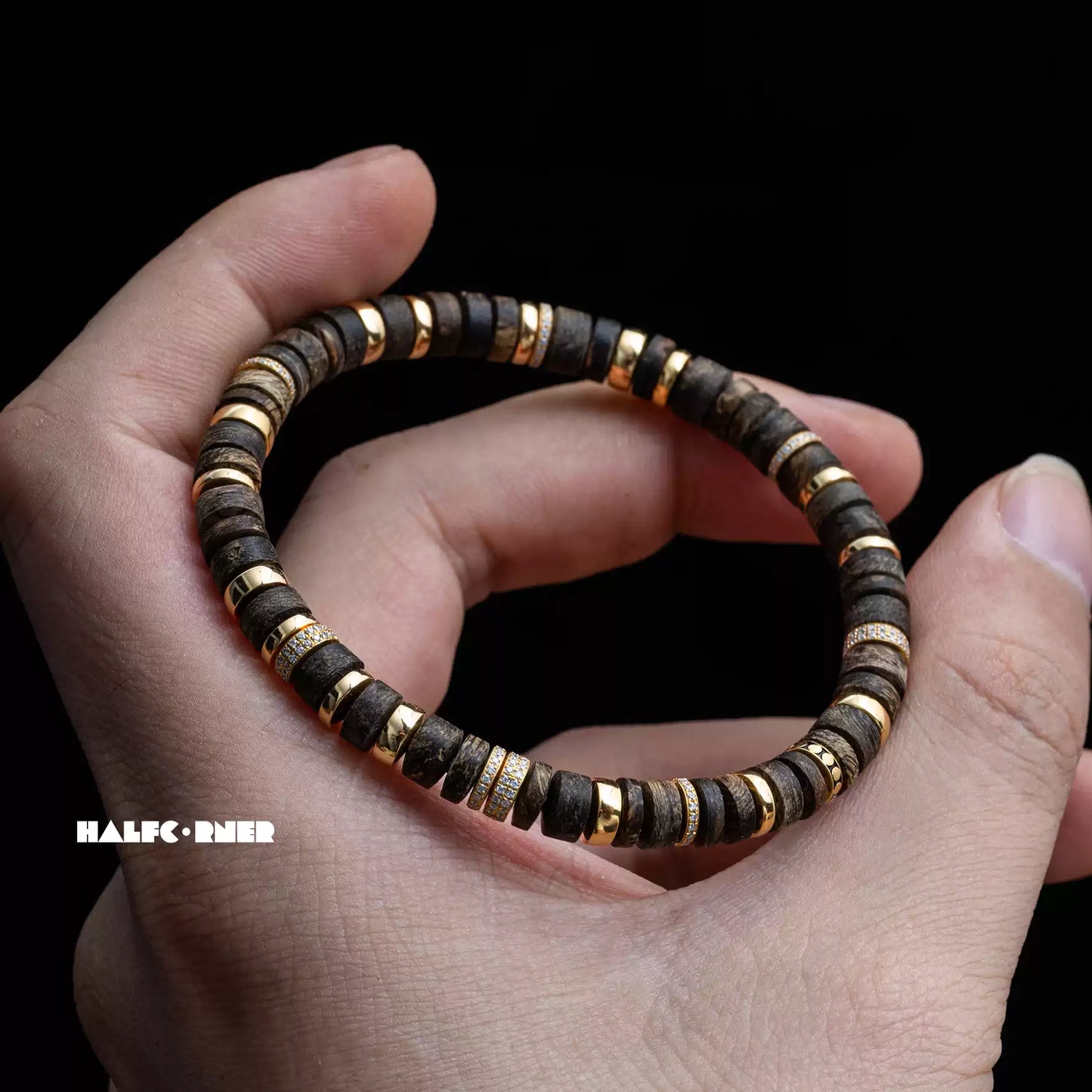 Dalagan Agarwood Gold‑Accent Beaded Bracelet